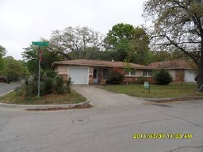1st image of 1801 Montclair Dr