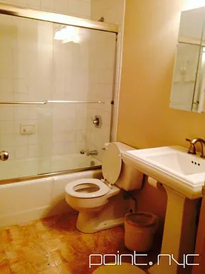 Rented by Point NYC | media 9