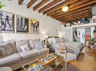148 W 17th St APT 4B, New York, NY 10011