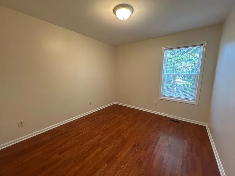 3017 Frontier Ln — Photo 8