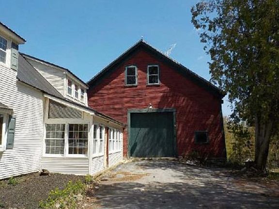 2nd image of 482 Ridge Rd
