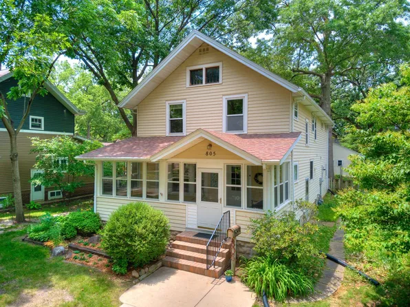805 Ridgewood Ave, Ames, IA 50010