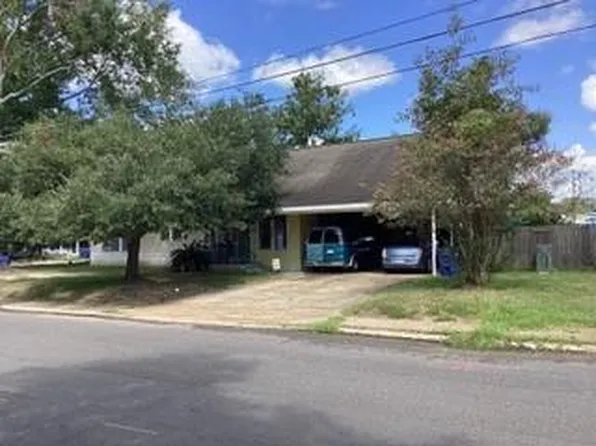 126 S 9th St, Oakdale, LA 71463