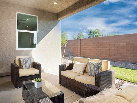 Summit Rear Covered Patio