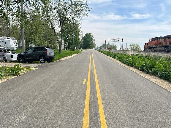4th image of 27855-2030 North Ave