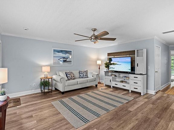 4th image of 44 Vista Gardens Trail #206