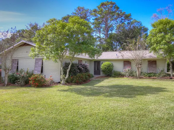 505 Evergreen St, Fairhope, AL 36532