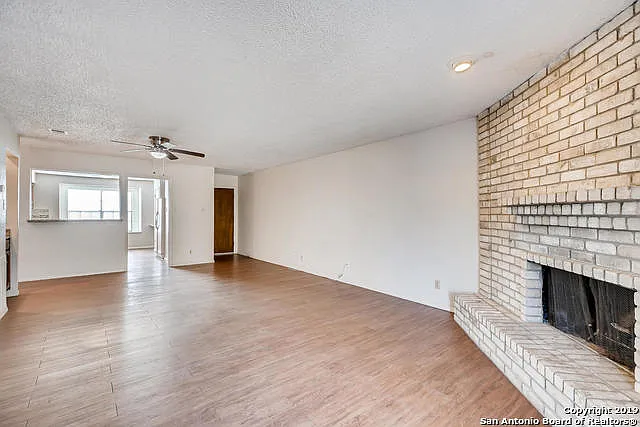 4717 Oakfield Way — Photo 6