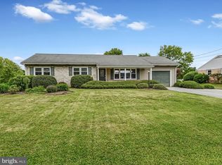 107 Brusen Dr, Lititz, PA 17543