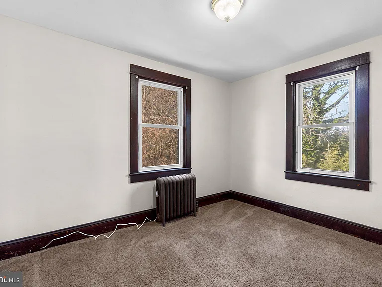 8904 Church Ln — Photo 19