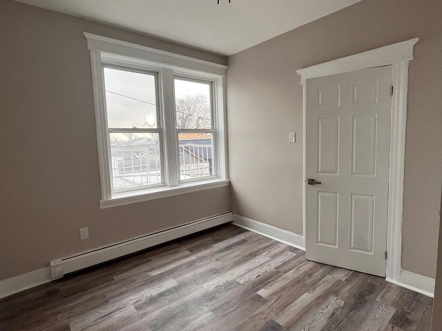 488 Kennedy Blvd — Photo 3