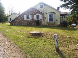 441 Fairview School Rd, Piney Flats, TN 37686