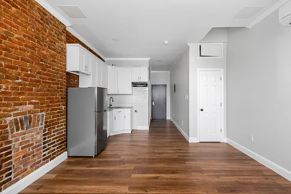 Rented by Douglas Elliman | media 3