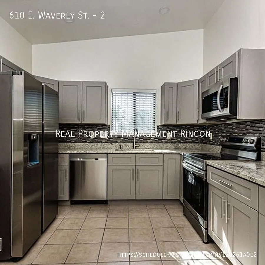 Building Photo - 610 E Waverly St #2