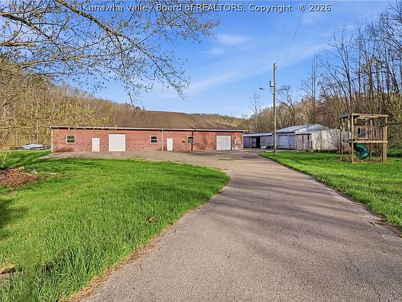2nd image of 589 Adkins Branch Rd