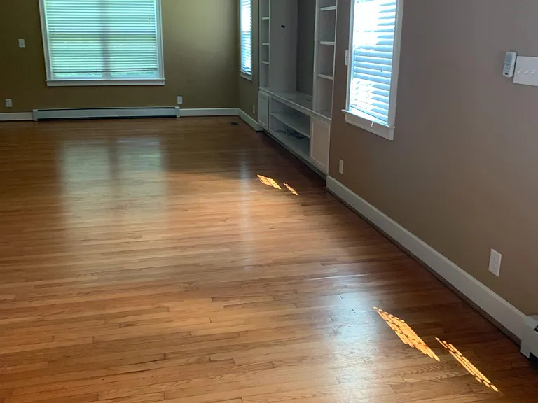 5316 Rolfe Ave — Photo 5