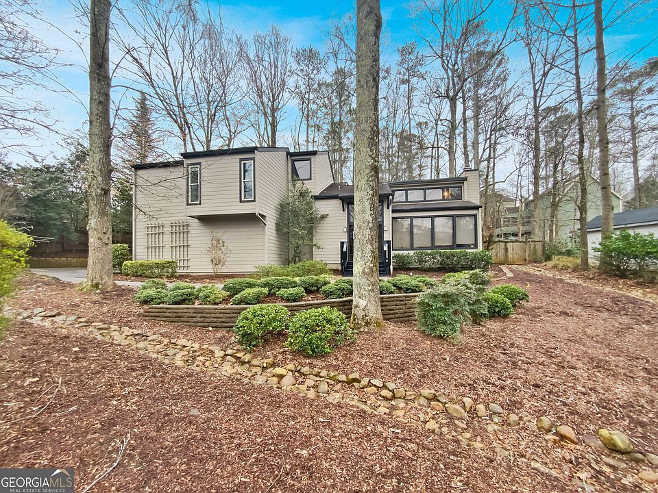 1st image of 1531 Waterford Ct