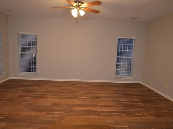 5th image of 7340 Daerwood Pl