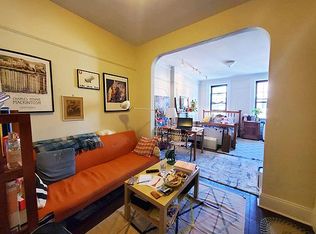 212 14th St FLOOR 3, Brooklyn, NY 11215