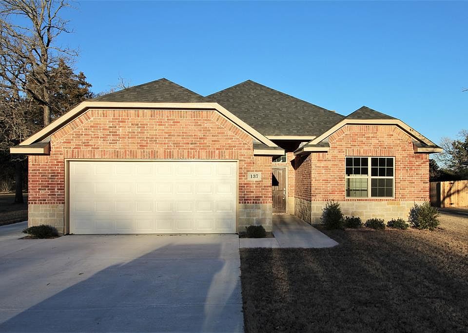 1st image of 137 Comanche Dr