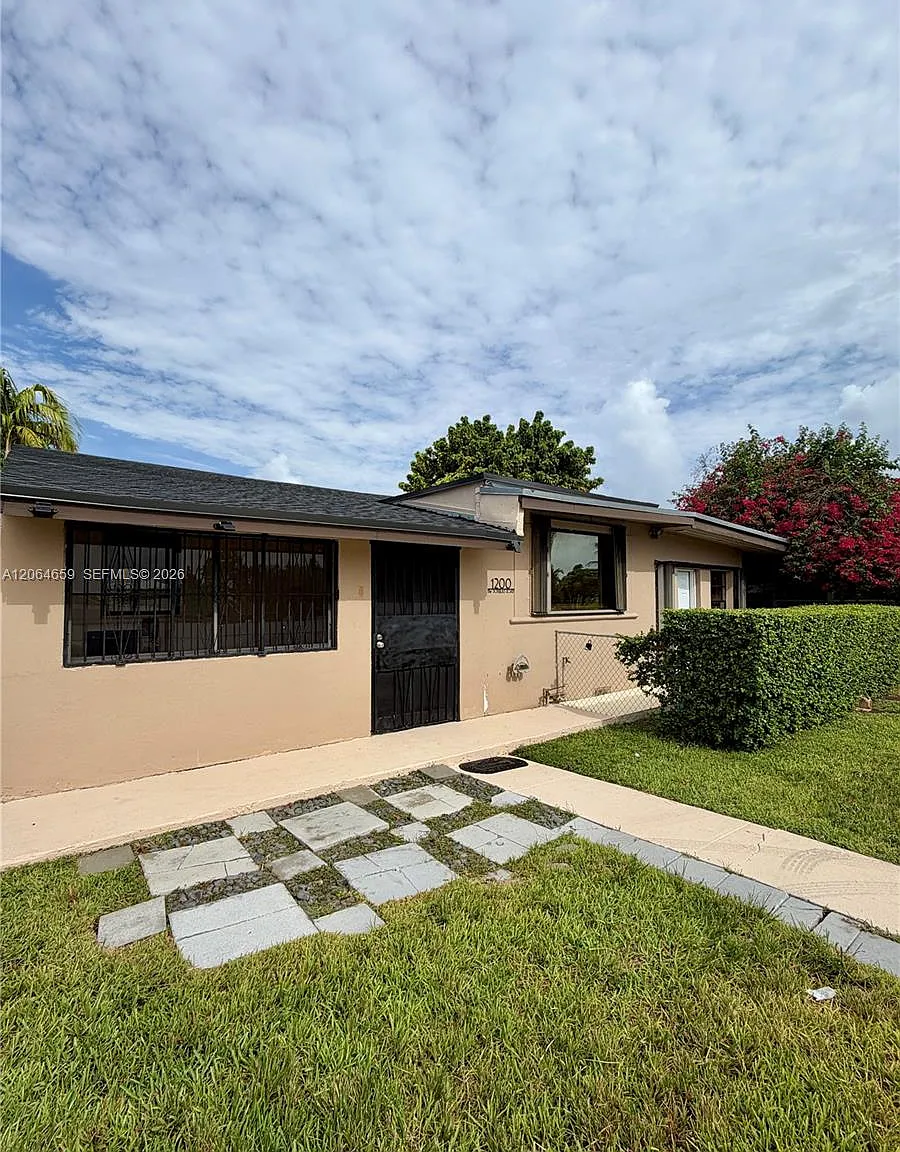 Le Jeune Manors — Photo 1