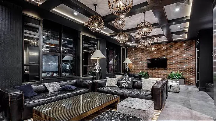 Rented by The KCI Group | media 105