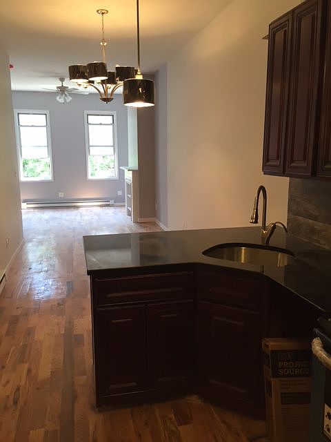 1st image of 1507 Dekalb Ave APT 2L