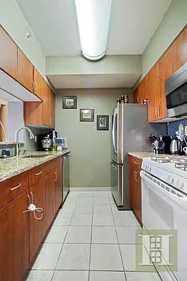 Sold by Halstead Real Estate | media 6