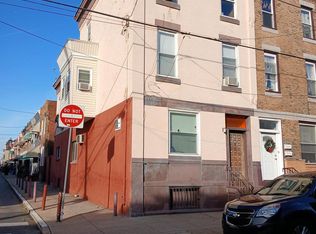 1812 S 17th St, Philadelphia, PA 19145