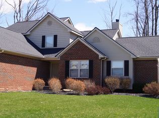 25778 McCrory Ln, South Lyon, MI 48178