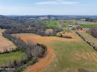 1413 Trigonia Rd, Maryville, TN 37801