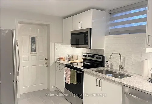 1023 Robarts Rd Photo 1