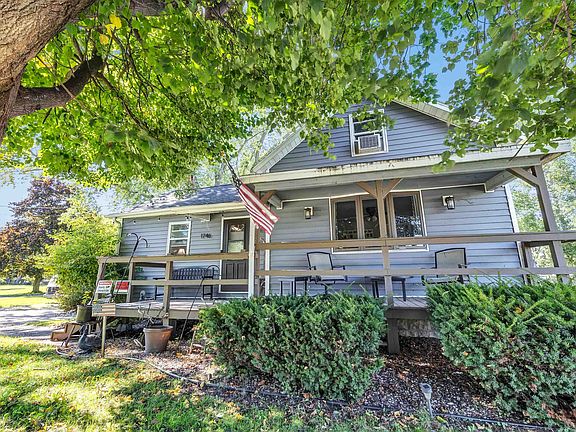 3rd image of 1746 Island Ct