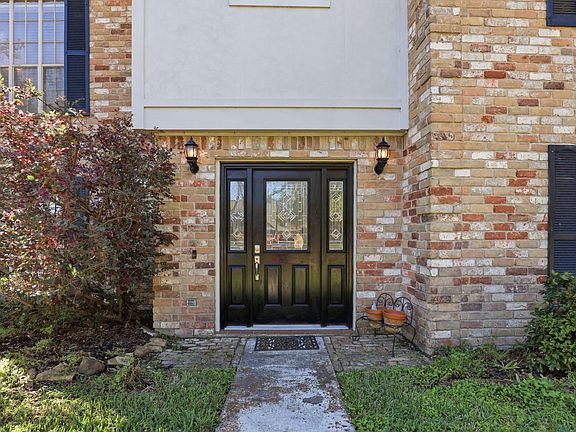 4th image of 20311 Warrington Dr