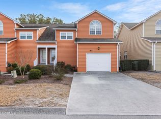 837 Sloop Pointe Ln, Kure Beach, NC 28449