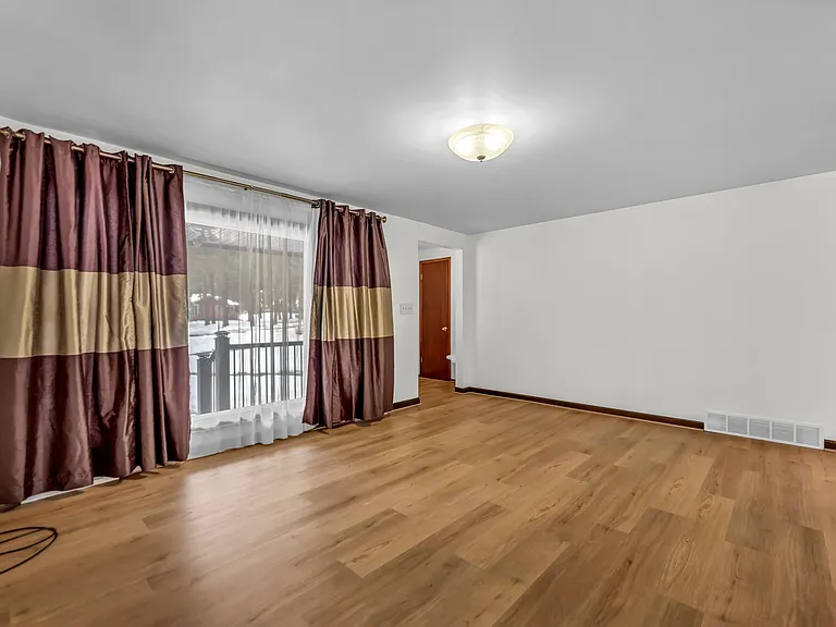 53 Kalla Ln — Photo 9