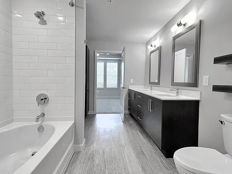 Legacy Rochester Hills Apartments — Photo 62