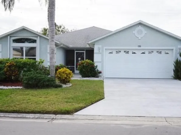 6037 Alexandria Cir, Fort Pierce, FL 34982