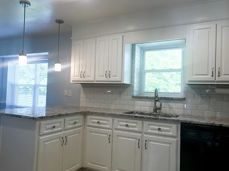 2916 Norwood Dr — Photo 5