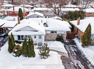 788 Dickens Ave, Ottawa, ON K1G 2X8