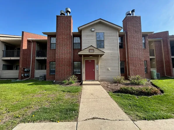 1915 N Hicks Rd Unit 105, Palatine, IL 60074