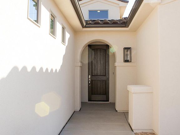 2nd image of 358 W Camino Borde