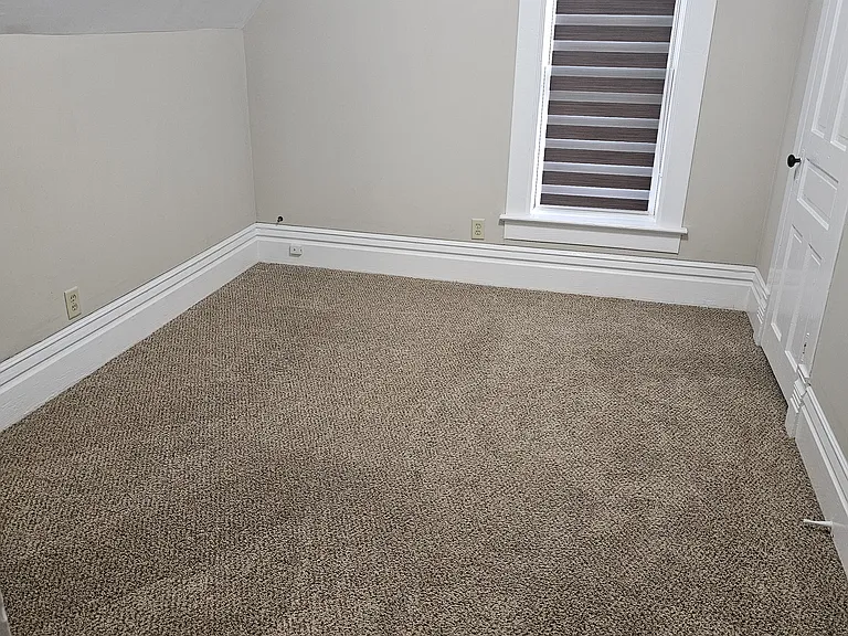 Upstairs bedroom 2