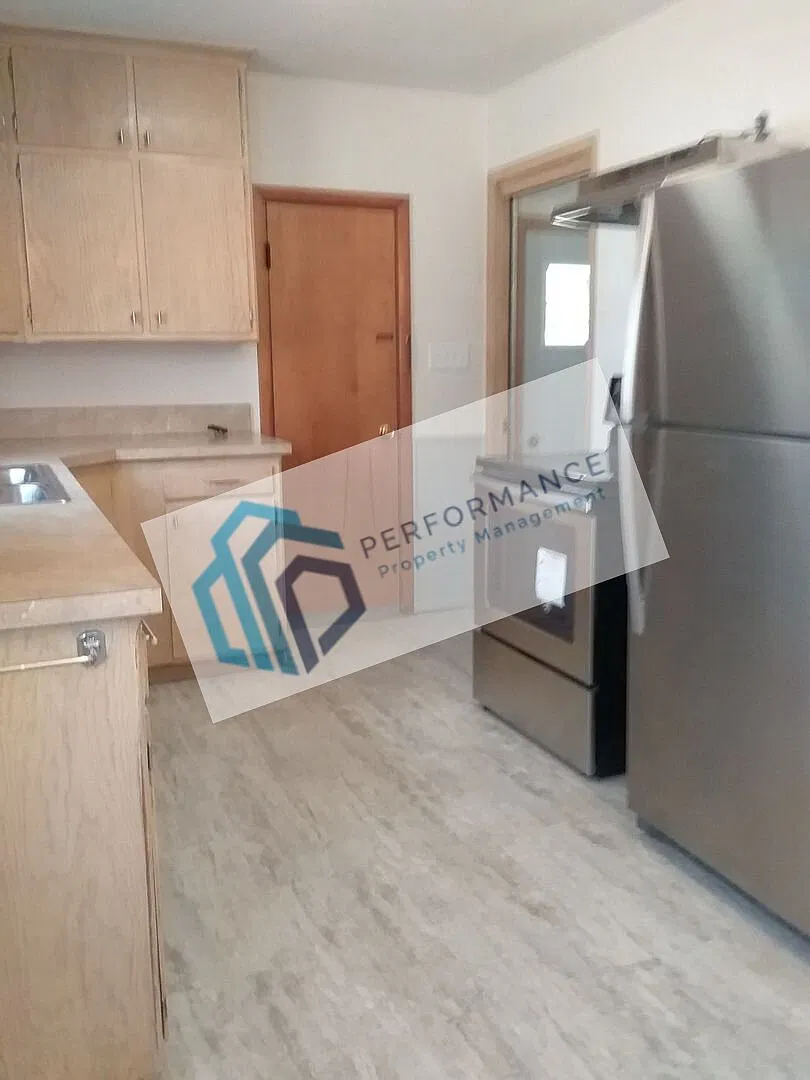 Cute, well maintained, brick duplex in South Central Lincoln — Photo 4