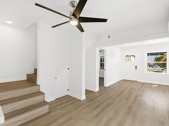 3rd image of 4554 North Ave #6
