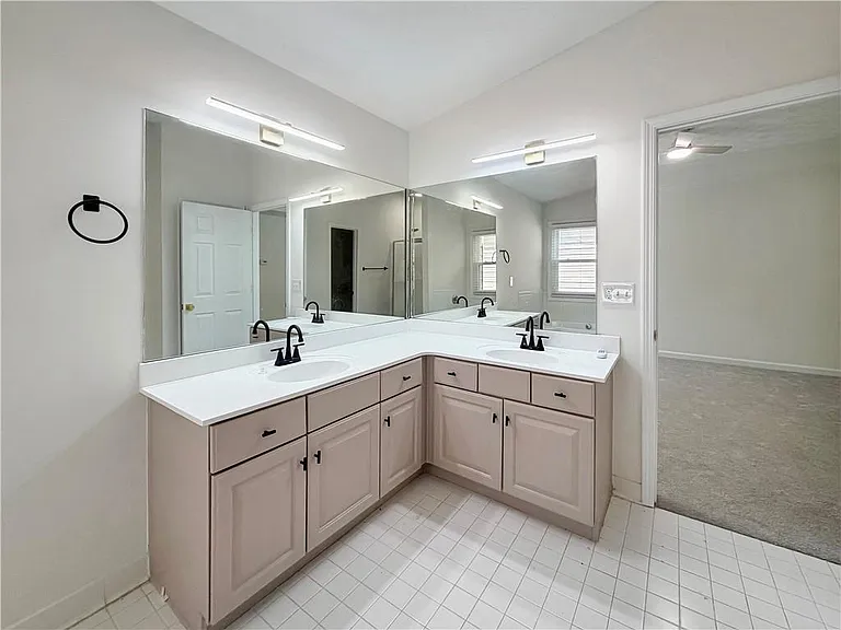 2845 Factor Walk Blvd — Photo 17