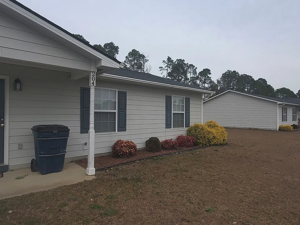 204 Bahia Ln