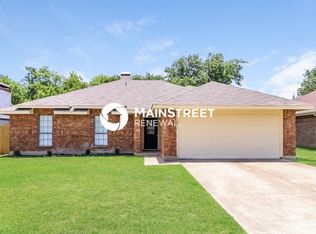 721 Brookside Dr, Cedar Hill, TX 75104