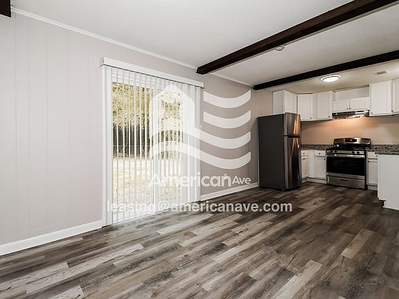 1483415_005_wm_-_dining_room_13151629.jpg