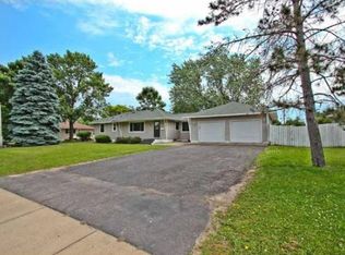 7225 73rd Ave N, Brooklyn Park, MN 55428
